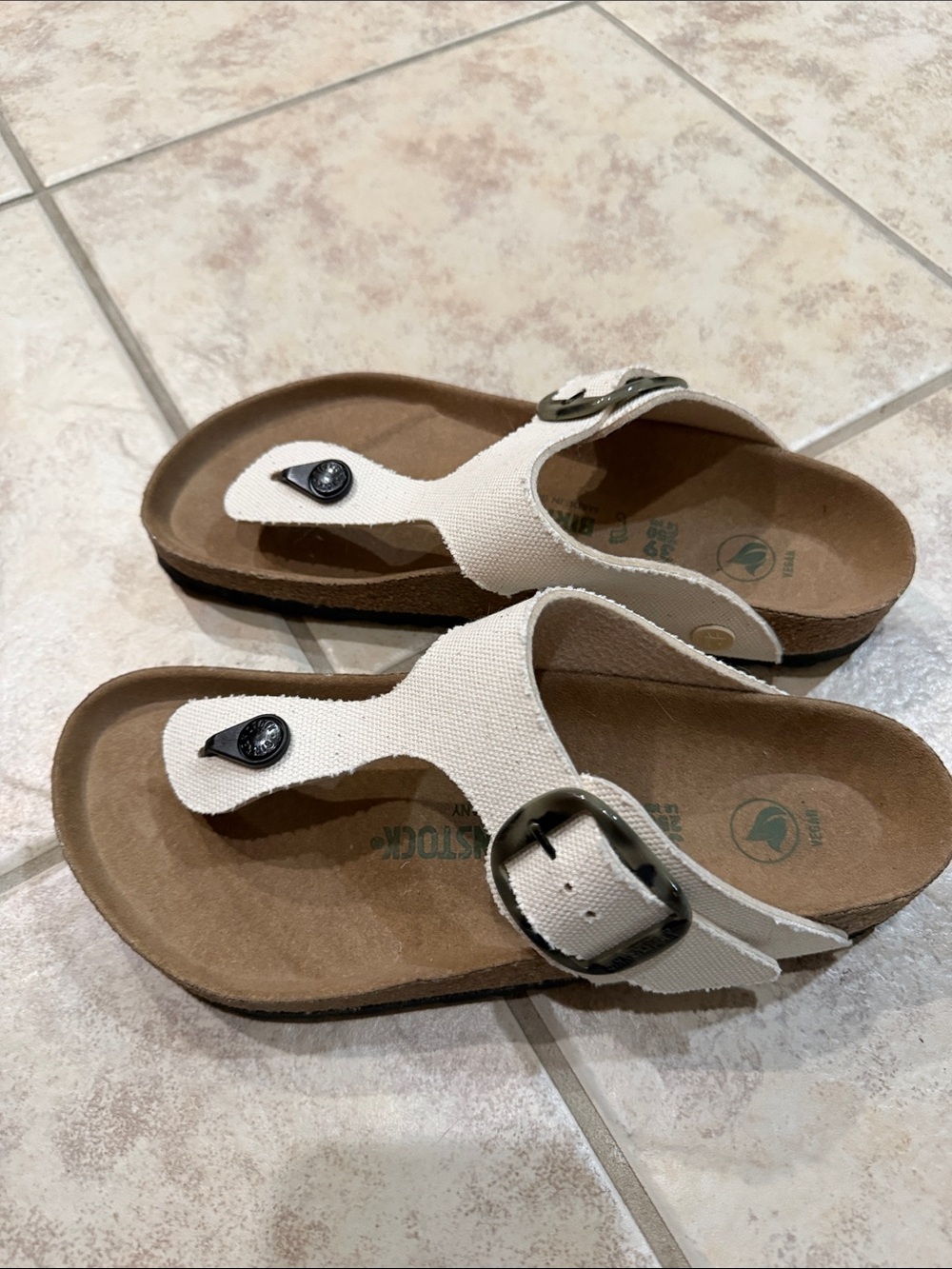 Birkenstock Women's Gizeh Vegan Big Buckle Textile Thong Sandals sz 39  - 8-8.5